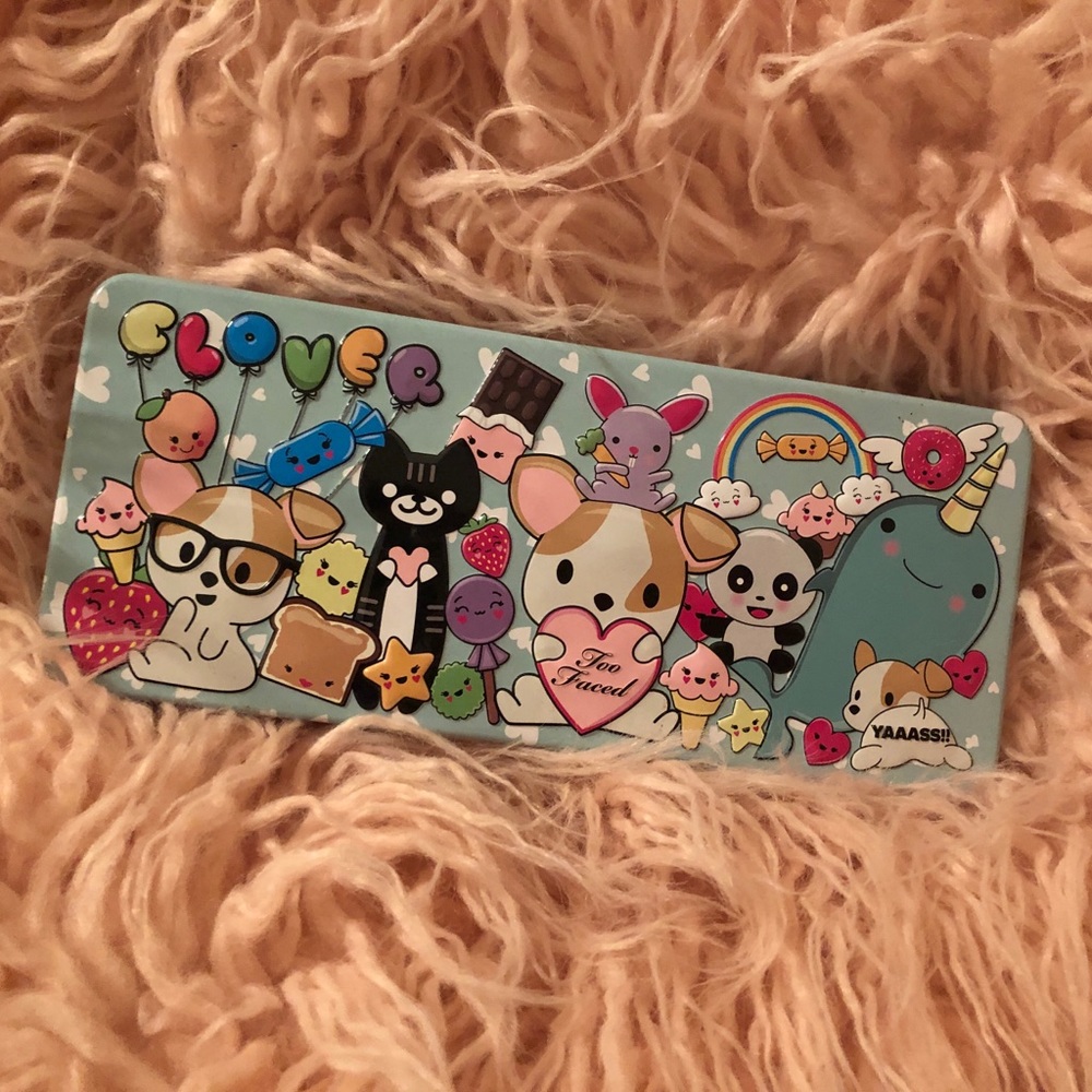 TOO FACED COSMETICS LIMITED EDITION CLOVER PALETTE